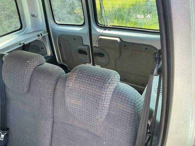 Renault - 2006 - kangoo - lichte bestelwagen - personenauto - afbeelding 2 van  20