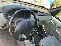 Renault - 2006 - kangoo - lichte bestelwagen - personenauto - afbeelding 7 van  20