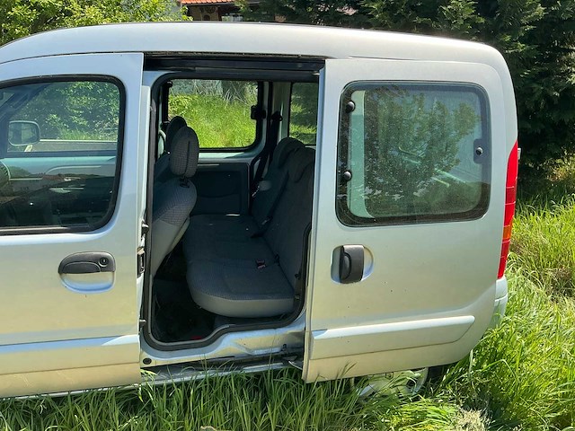 Renault - 2006 - kangoo - lichte bestelwagen - personenauto - afbeelding 18 van  20