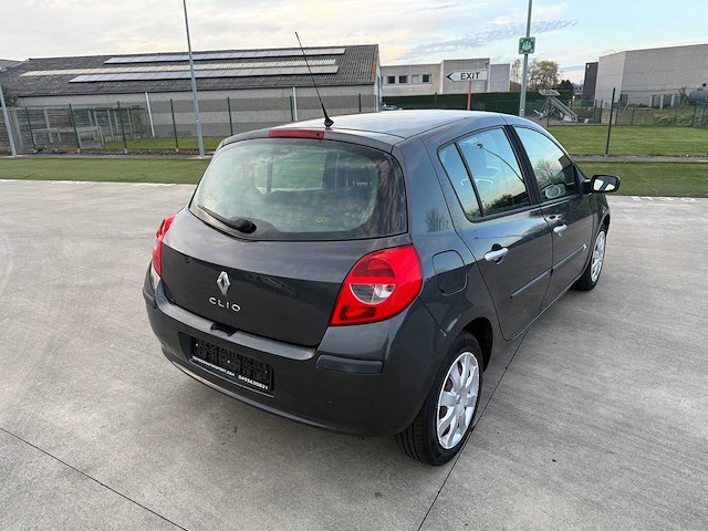 Renault - 2008 - clio - personenauto - afbeelding 4 van  26