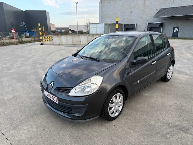 Renault - 2008 - clio - personenauto - afbeelding 20 van  26