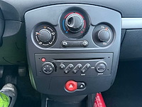 Renault - 2008 - clio - personenauto - afbeelding 12 van  19
