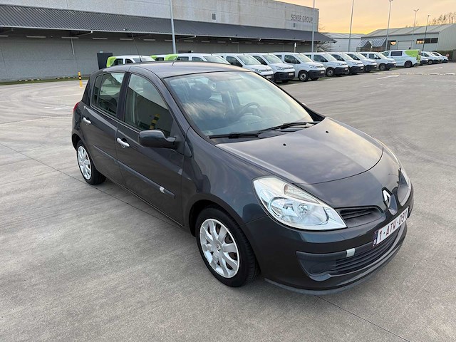 Renault - 2008 - clio - personenauto - afbeelding 15 van  19