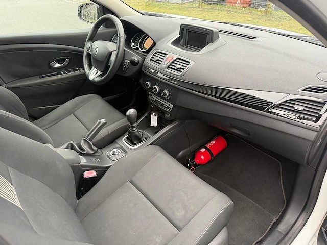 Renault - 2009 - megane - personenauto - afbeelding 4 van  25