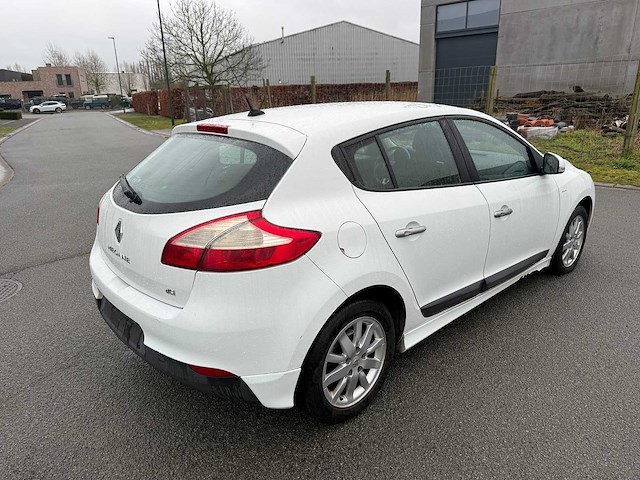Renault - 2009 - megane - personenauto - afbeelding 19 van  25