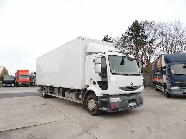 Renault - 2009 - midlum - vrachtwagen - afbeelding 14 van  25
