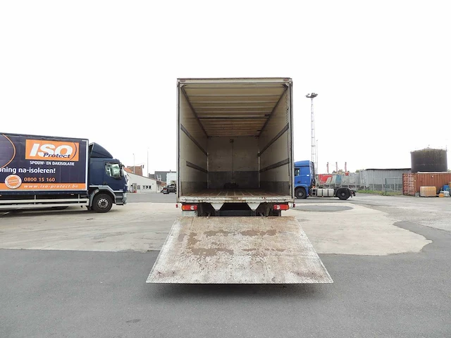 Renault - 2009 - midlum - vrachtwagen - afbeelding 23 van  25