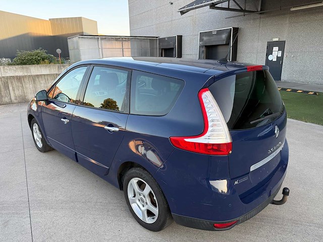 Renault - 2010 - megane - scenic - personenauto - afbeelding 5 van  37