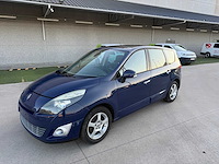 Renault - 2010 - megane - scenic - personenauto - afbeelding 1 van  37