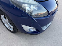 Renault - 2010 - megane - scenic - personenauto - afbeelding 35 van  37