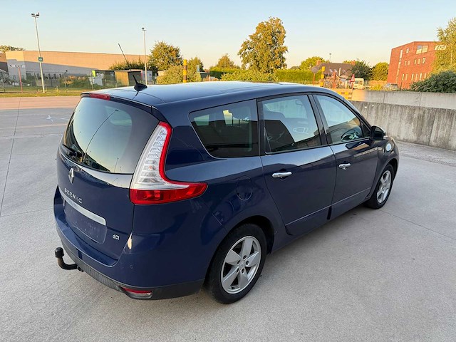 Renault - 2010 - megane - scenic - personenauto - afbeelding 37 van  37