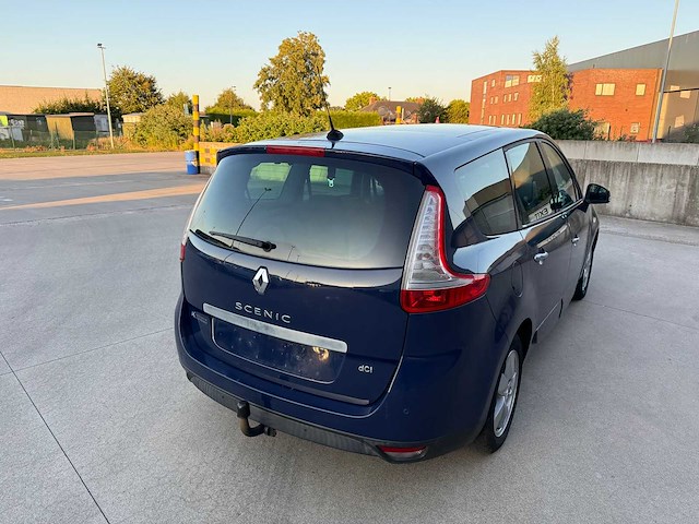 Renault - 2010 - megane - scenic - personenauto - afbeelding 1 van  24