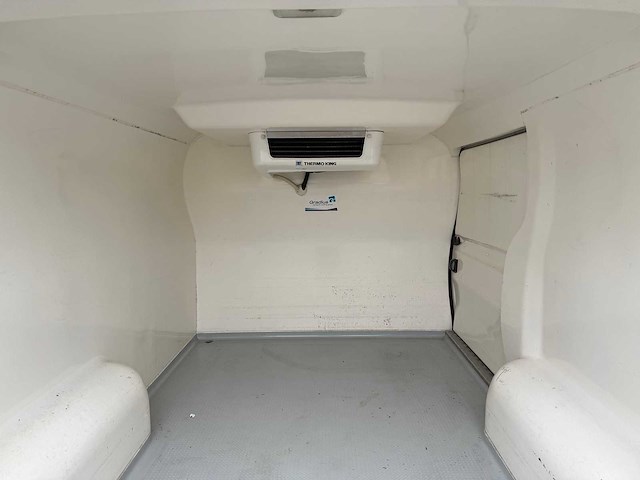 Renault - 2011 - trafic koelwagen - frigo - personenauto - afbeelding 8 van  30