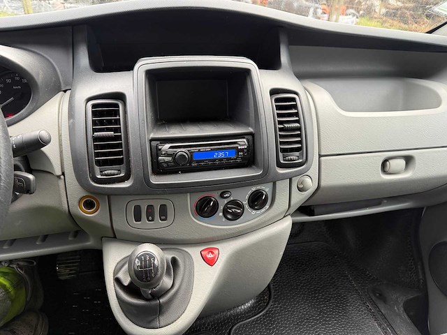 Renault - 2011 - trafic koelwagen - frigo - personenauto - afbeelding 21 van  30