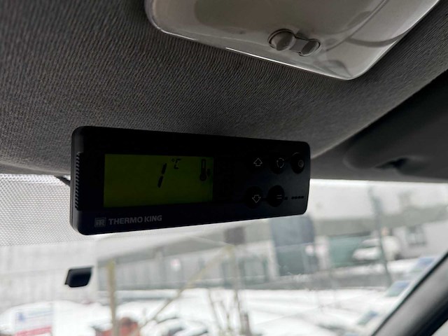 Renault - 2012 - traffic - koelwagen - personenauto - afbeelding 13 van  23