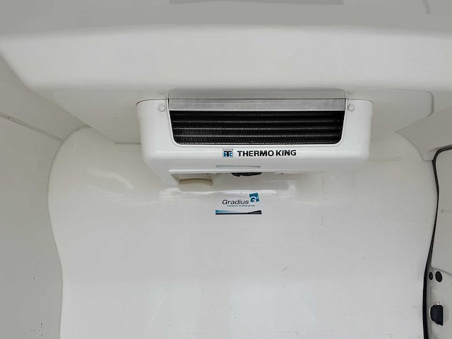 Renault - 2012 - traffic - koelwagen - personenauto - afbeelding 16 van  23