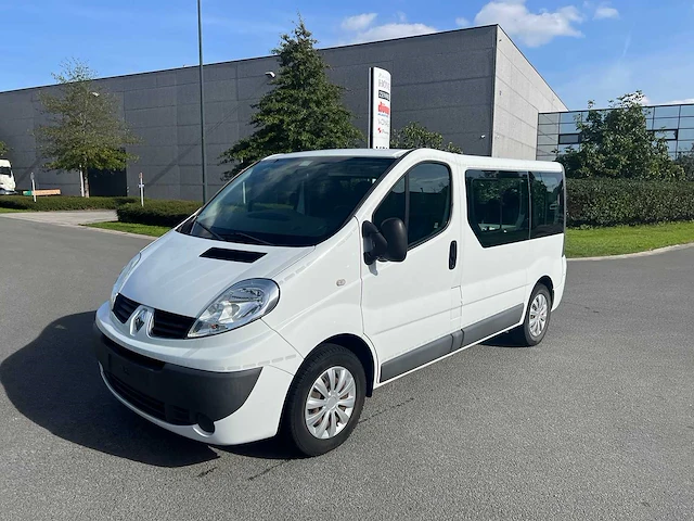 Renault - 2014 - traffic - minibus - personenauto - afbeelding 4 van  45