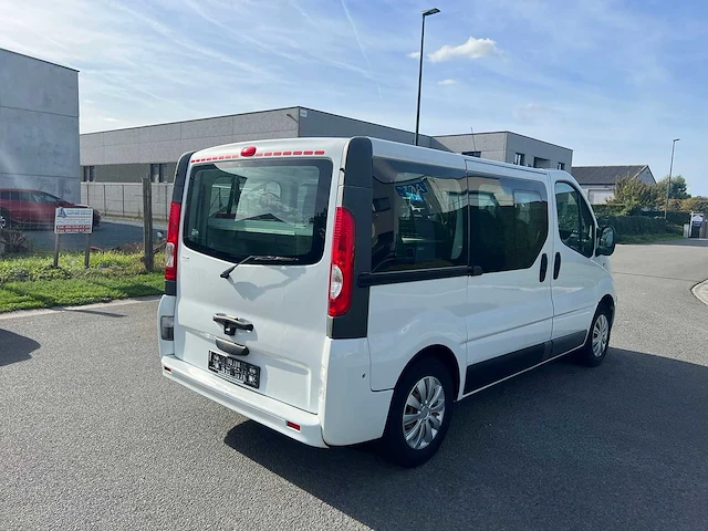 Renault - 2014 - traffic - minibus - personenauto - afbeelding 3 van  45