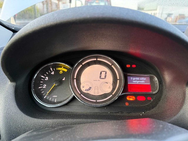 Renault - 2016 - megane - personenauto - afbeelding 28 van  36