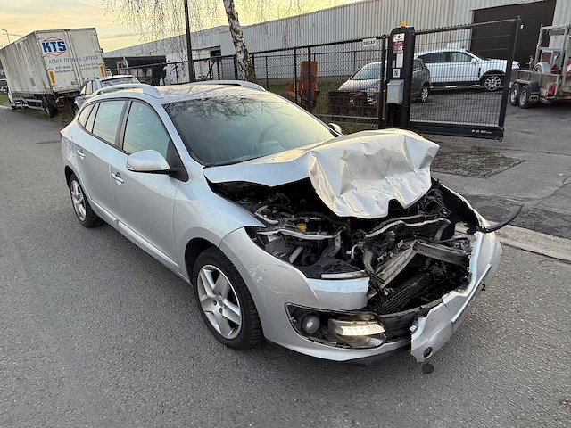 Renault - 2016 - megane - personenauto - afbeelding 34 van  36
