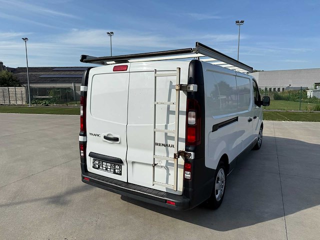 Renault - 2016 - trafic - bestelwagen - personenauto - afbeelding 4 van  23