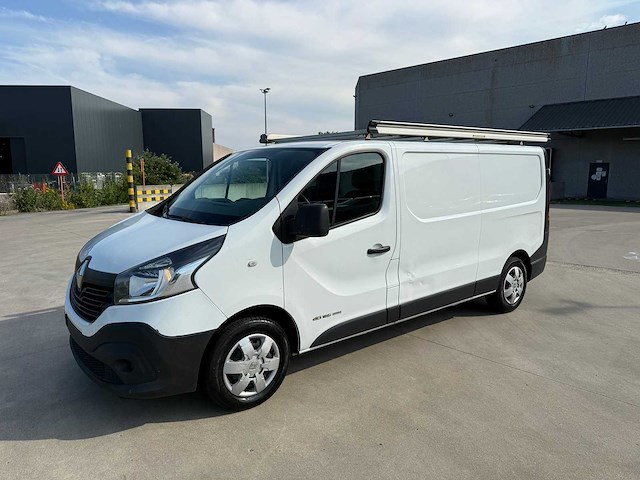 Renault - 2016 - trafic - bestelwagen - personenauto - afbeelding 1 van  23