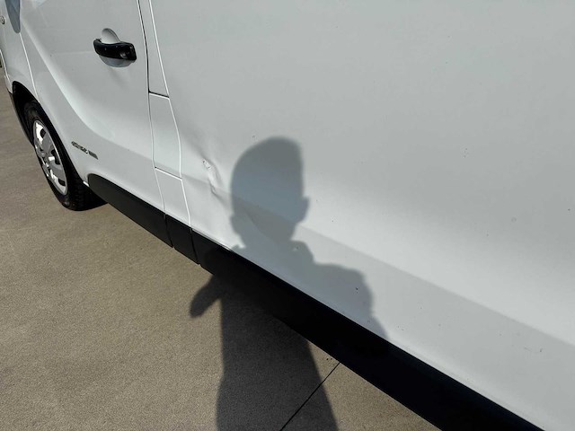Renault - 2016 - trafic - bestelwagen - personenauto - afbeelding 7 van  23