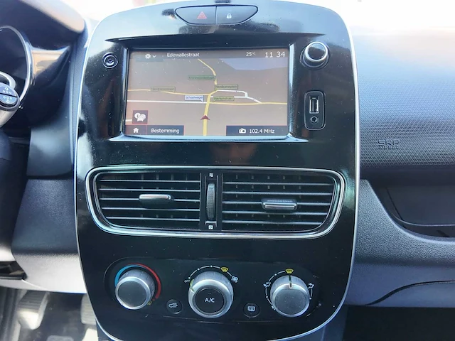 Renault - 2017 - clio - personenauto - afbeelding 7 van  20