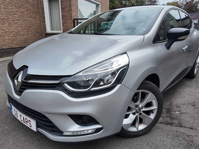 Renault - 2017 - clio - personenauto - afbeelding 1 van  20