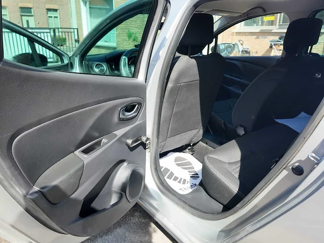 Renault - 2017 - clio - r - afbeelding 18 van  20