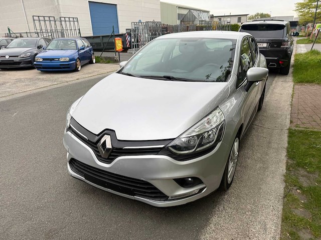 Renault - 2019 - clio - personenauto - afbeelding 2 van  16