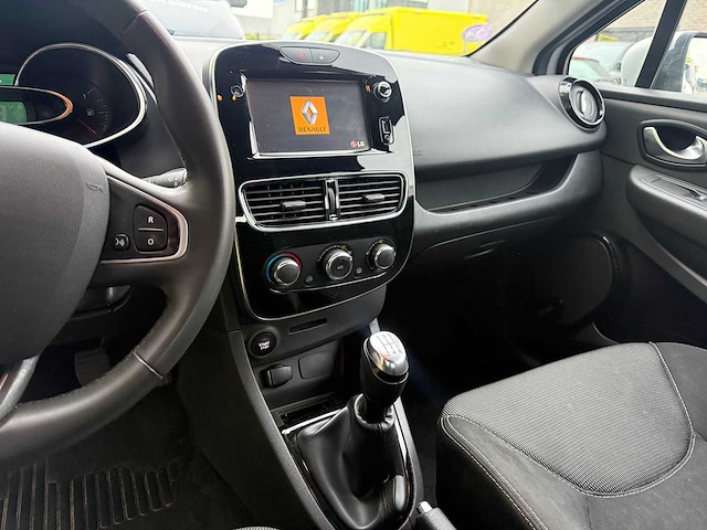 Renault - 2019 - clio - personenauto - afbeelding 6 van  16