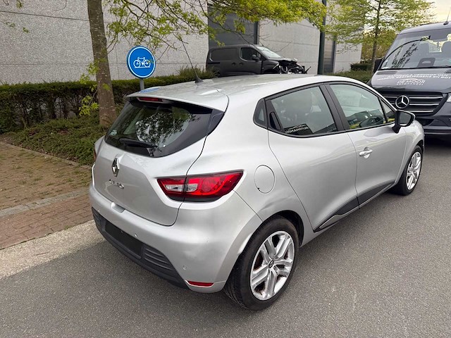 Renault - 2019 - clio - personenauto - afbeelding 10 van  16