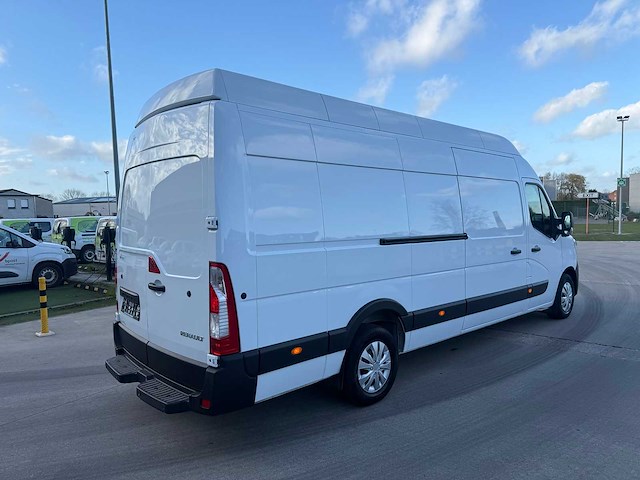Renault - 2023 - master - l3 h4 - personenauto - afbeelding 2 van  33