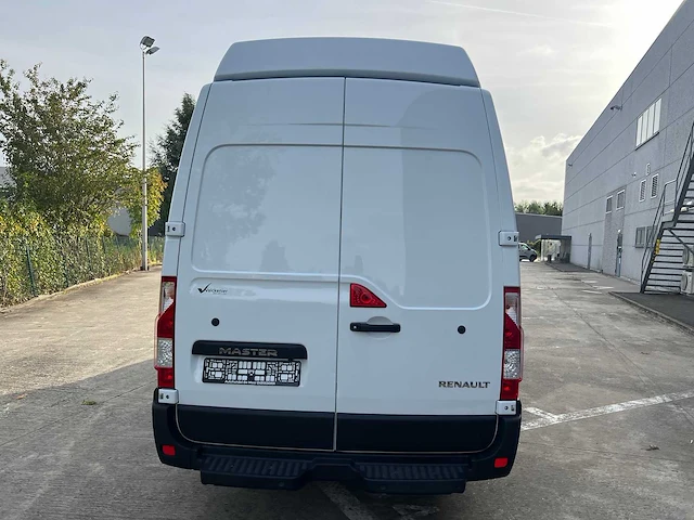 Renault - 2023 - master - maxi - personenauto - afbeelding 14 van  24