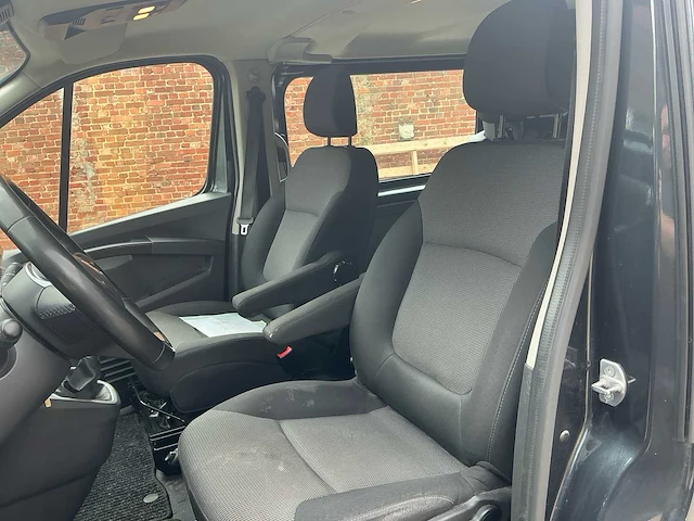 Renault - 2023 - trafic - trafic - personenauto - afbeelding 26 van  27