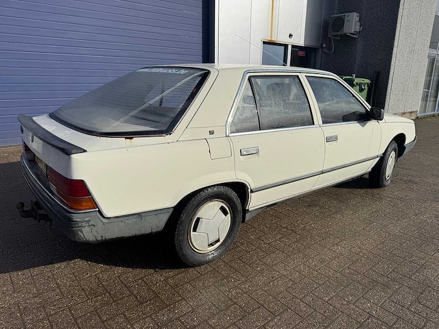Renault - 25 - classic cars >15 - afbeelding 18 van  23