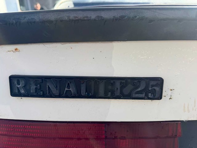 Renault - 25 - classic cars >15 - afbeelding 22 van  23