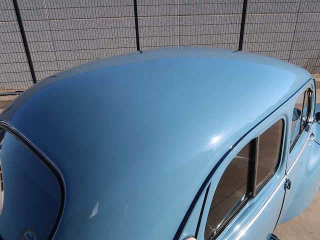 Renault - 4cv - classic cars >15 - afbeelding 9 van  79