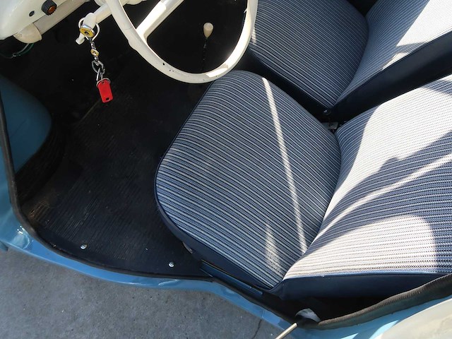 Renault - 4cv - classic cars >15 - afbeelding 37 van  79