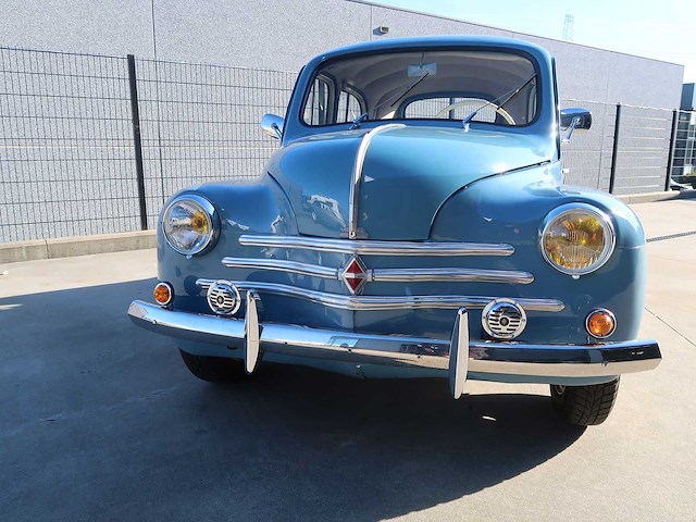Renault - 4cv - classic cars >15 - afbeelding 42 van  79
