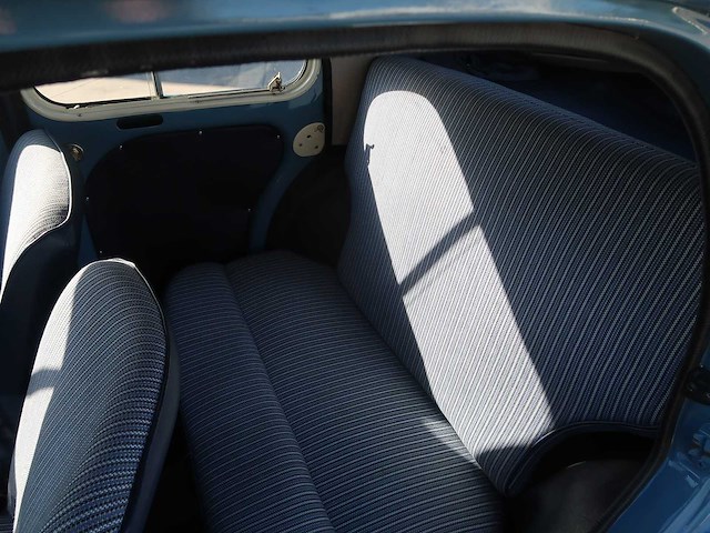 Renault - 4cv - classic cars >15 - afbeelding 54 van  79