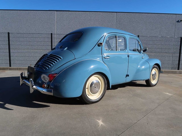Renault - 4cv - classic cars >15 - afbeelding 63 van  79