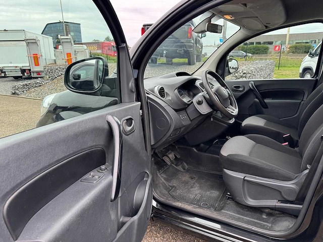 Renault - kangoo - w - car - 2020 - afbeelding 4 van  24