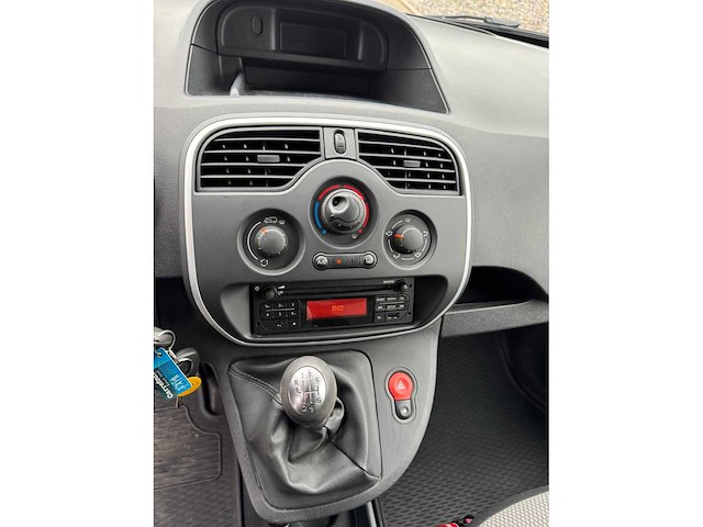 Renault - kangoo - w - car - 2020 - afbeelding 7 van  24