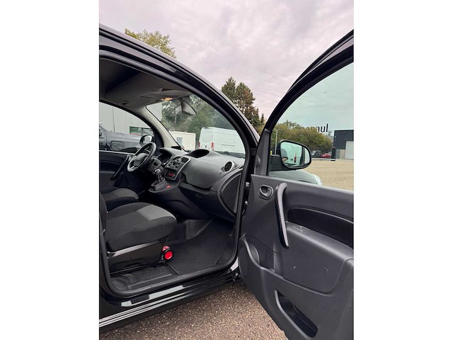 Renault - kangoo - w - car - 2020 - afbeelding 8 van  24