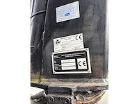 Renault - kerax - truck - 2006 - 6x4 - hmf crane - afbeelding 16 van  41