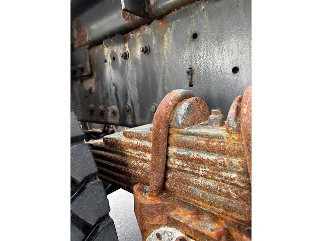 Renault - kerax - truck - 2006 - 6x4 - hmf crane - afbeelding 20 van  41