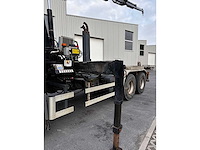 Renault - kerax - truck - 2006 - 6x4 - hmf crane - afbeelding 13 van  27