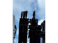 Renault - kerax - truck - 2006 - 6x4 - hmf crane - afbeelding 16 van  21